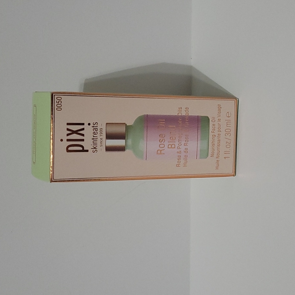 Pixi Rose Oil Blend NIB